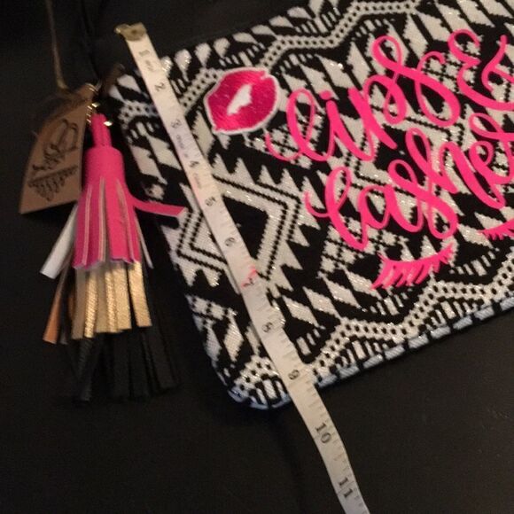 Lips and Lashes Bag - Picture 3 of 5